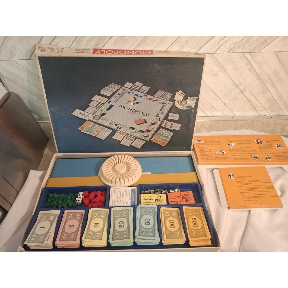Parker Brothers Monopoly Anniversary Edition #11 1970s Vintage 99.9% Complete